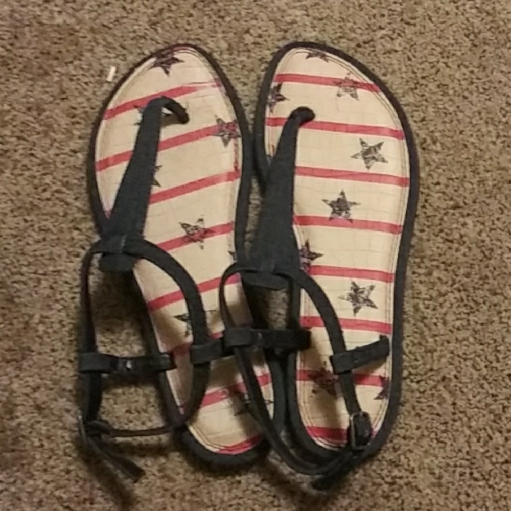 Maurices Sandals